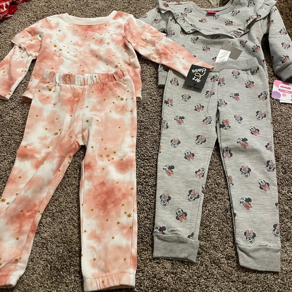 Bundle of two matching sets 3T loungewear